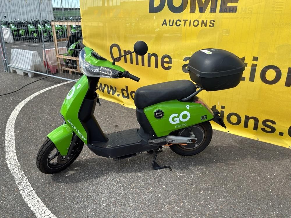 Super Soco CUx Electric Scooter