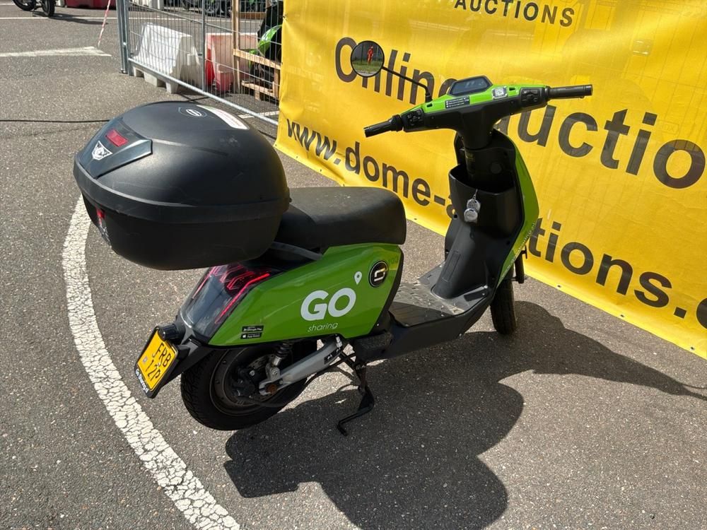 Super Soco CUx Electric Scooter