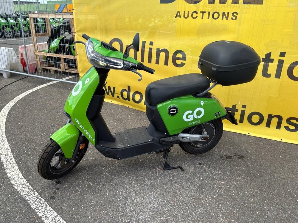 Super Soco CUx Electric Scooter