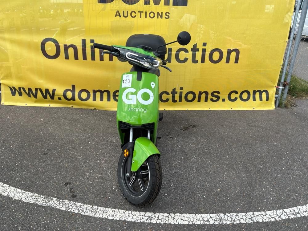 Super Soco CUx Electric Scooter