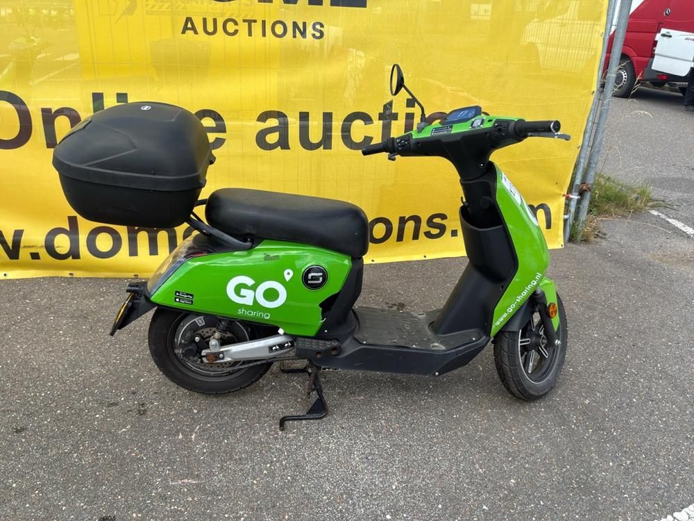 Super Soco CUx Electric Scooter