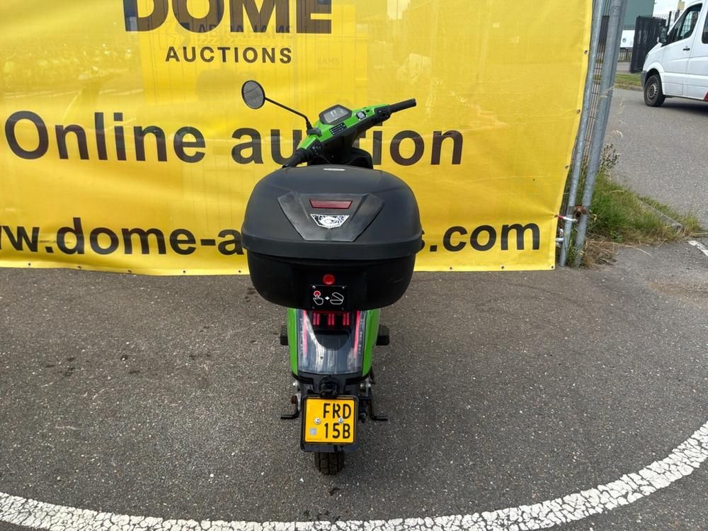 Super Soco CUx Electric Scooter