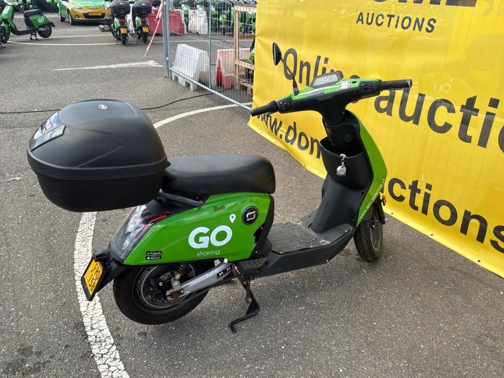 Super Soco CUx Electric Scooter