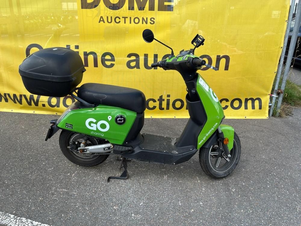 Super Soco CUx Electric Scooter