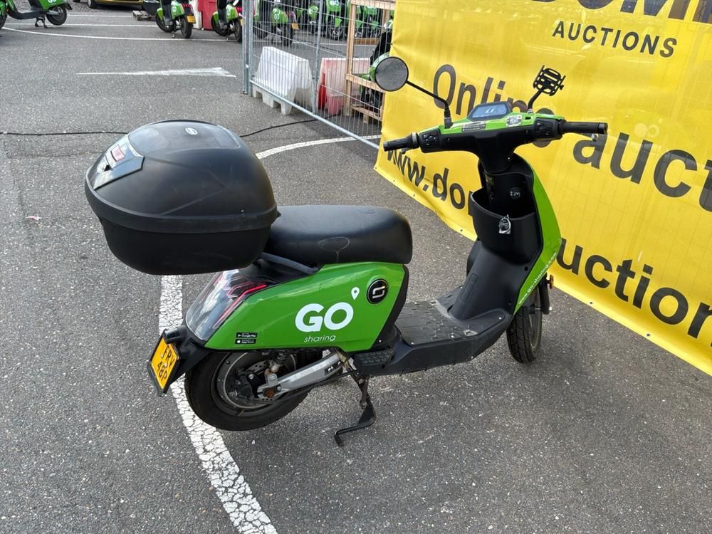 Super Soco CUx Electric Scooter