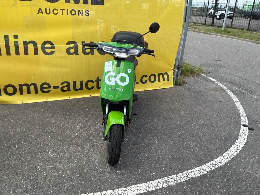 Super Soco CUx Electric Scooter