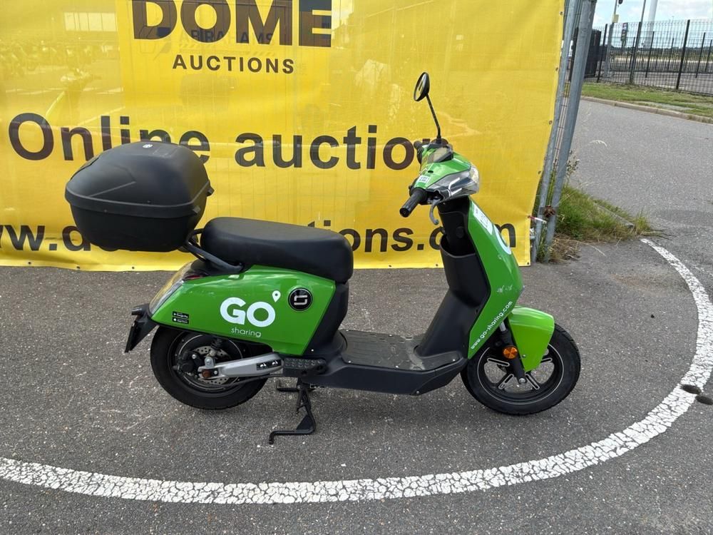 Super Soco CUx Electric Scooter