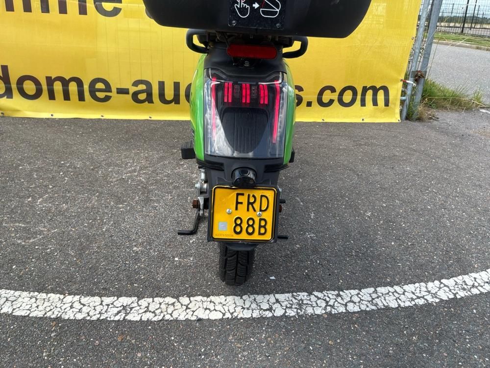 Super Soco CUx Electric Scooter