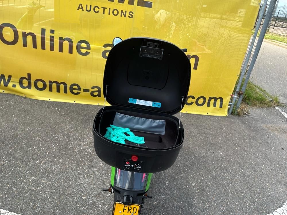 Super Soco CUx Electric Scooter