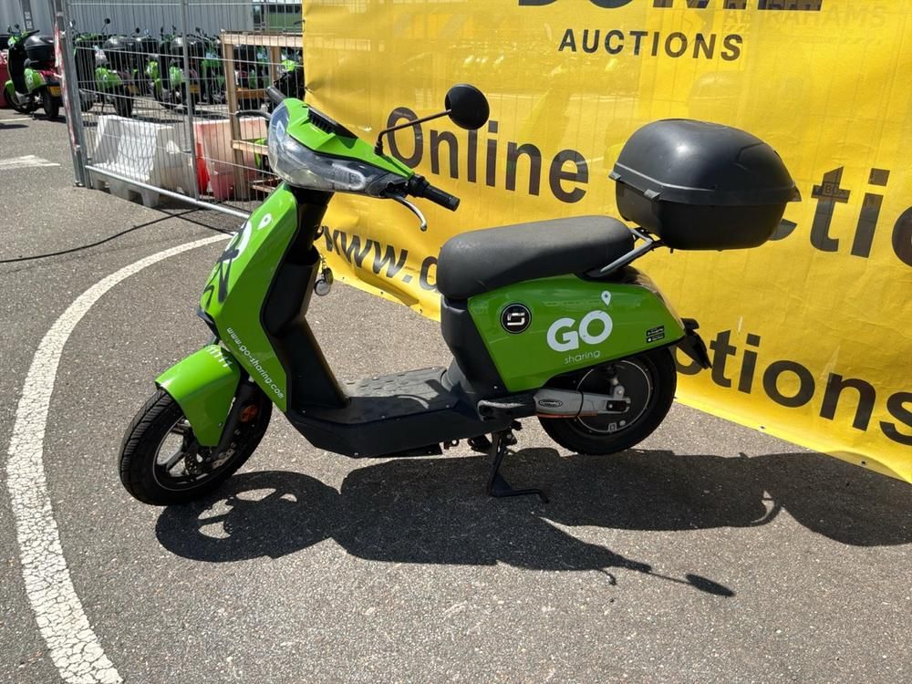 Super Soco CUx Electric Scooter