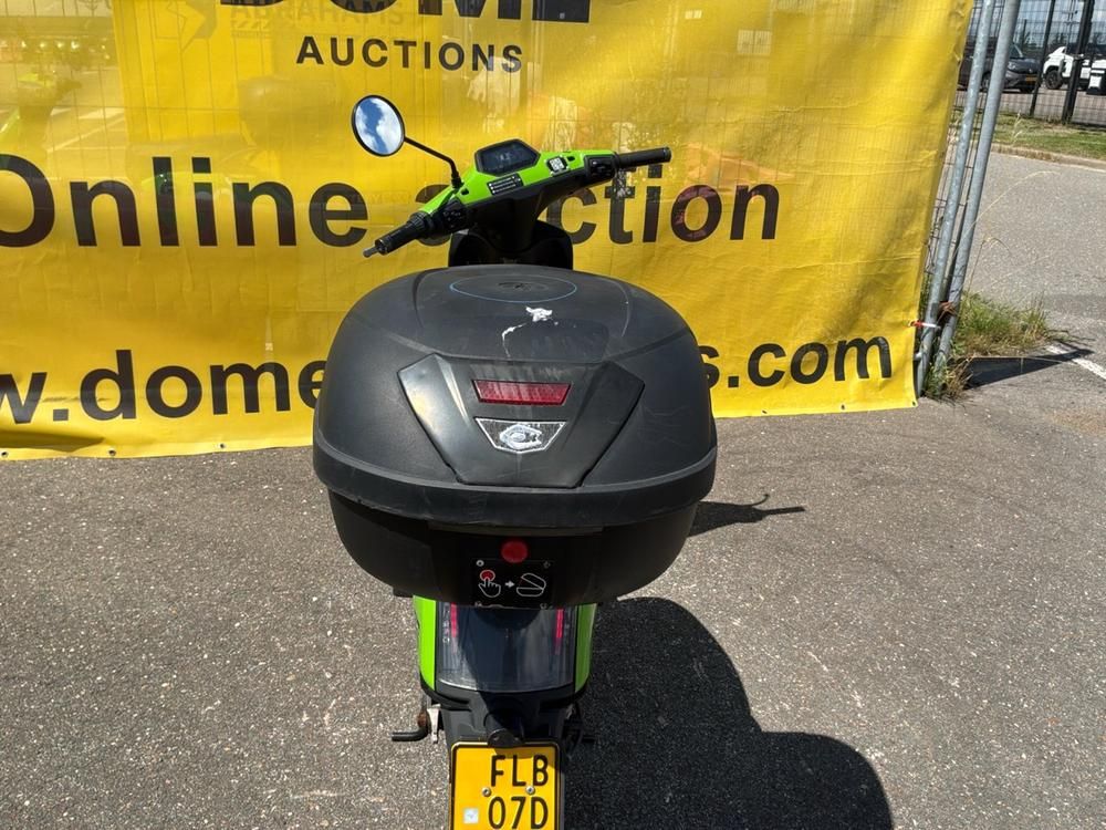 Super Soco CUx Electric Scooter