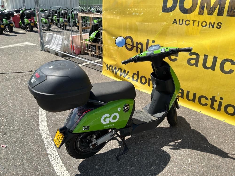 Super Soco CUx Electric Scooter