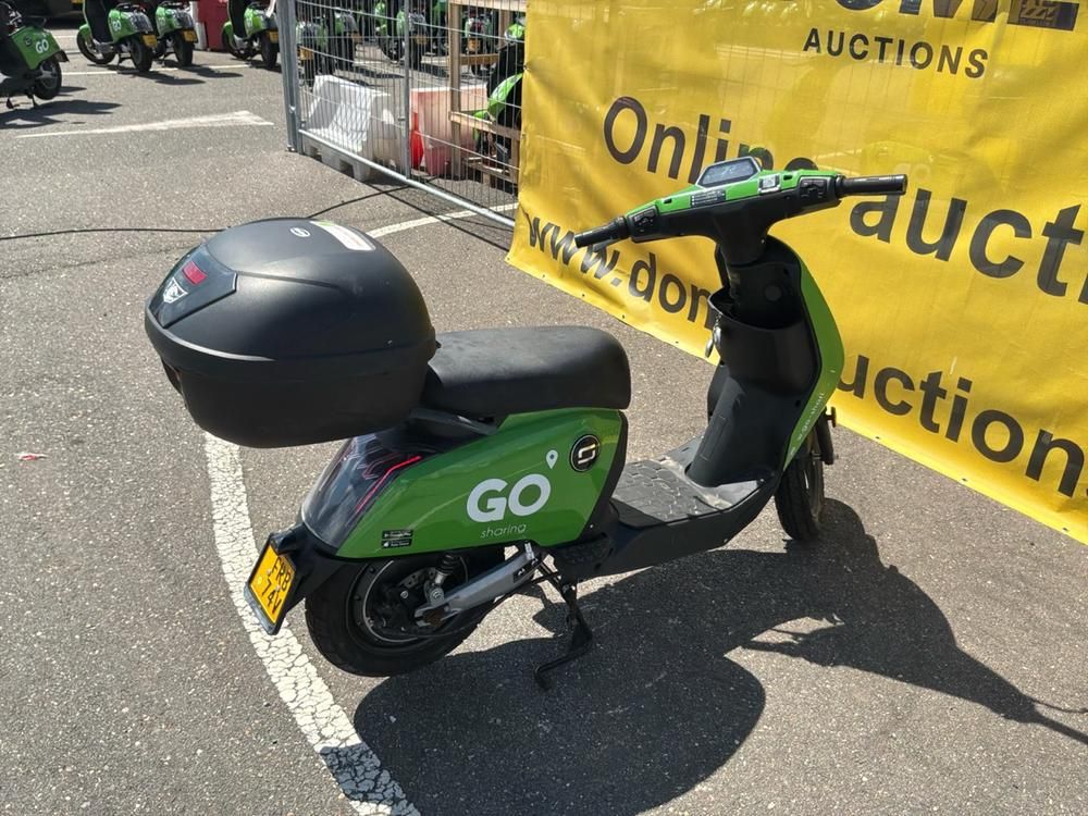 Super Soco CUx Electric Scooter