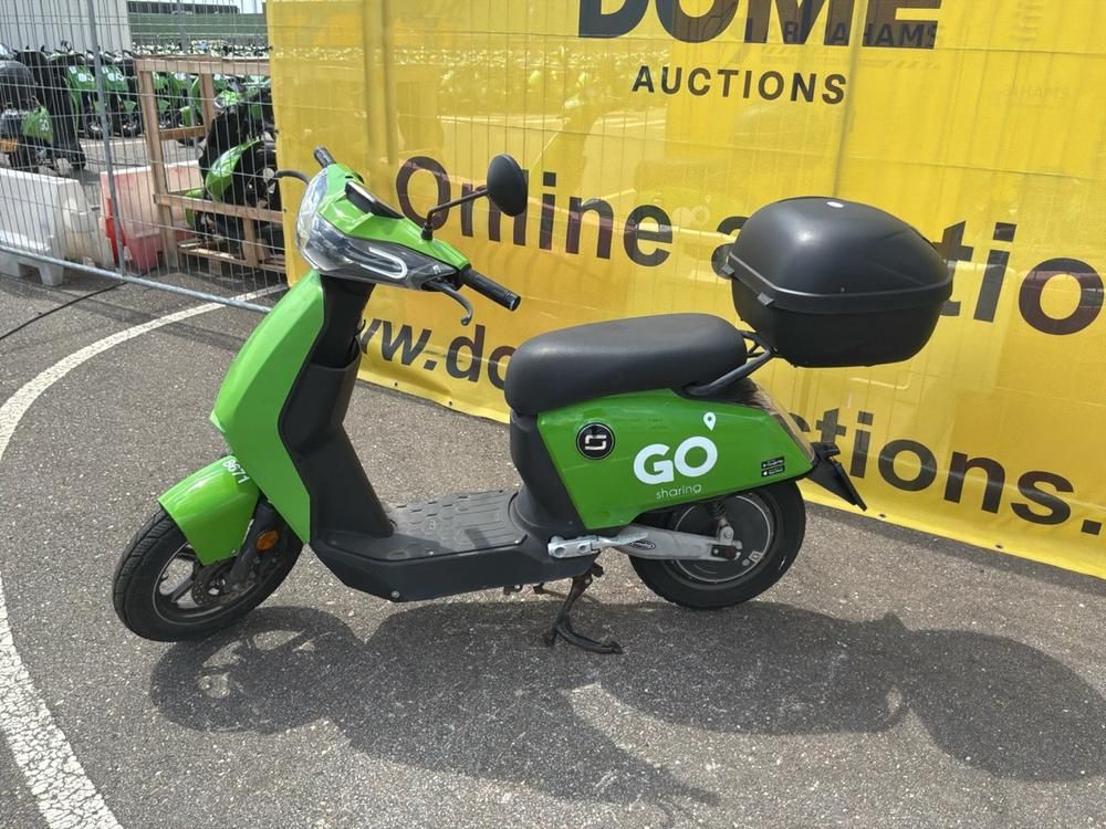 Super Soco CUx Electric Scooter