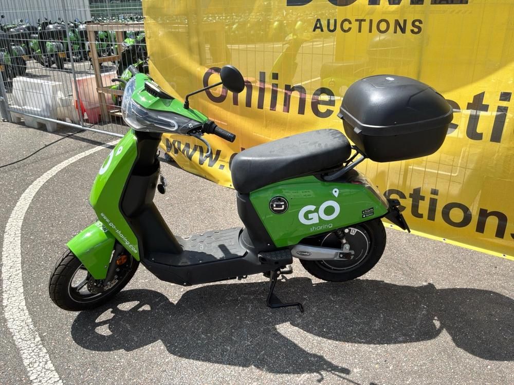Super Soco CUx Electric Scooter