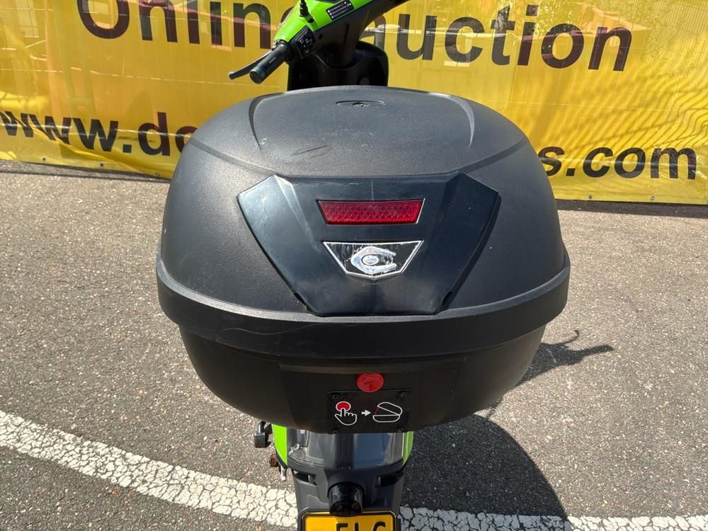 Super Soco CUx Electric Scooter