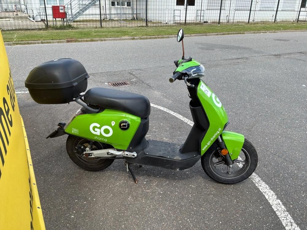 Super Soco CUx Electric Scooter