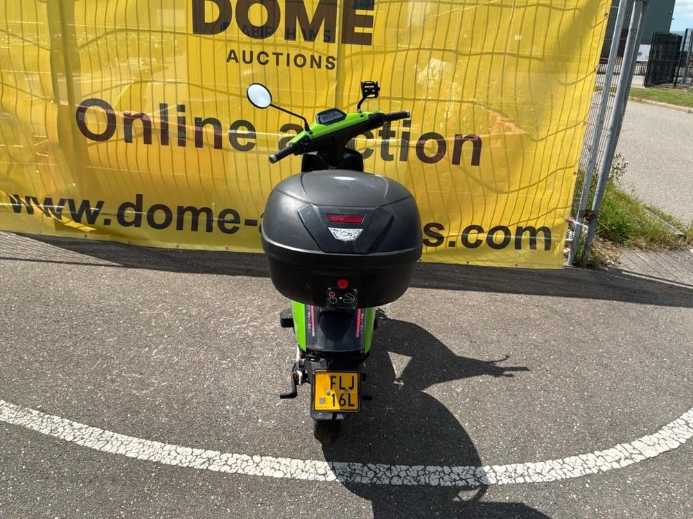 Super Soco CUx Electric Scooter