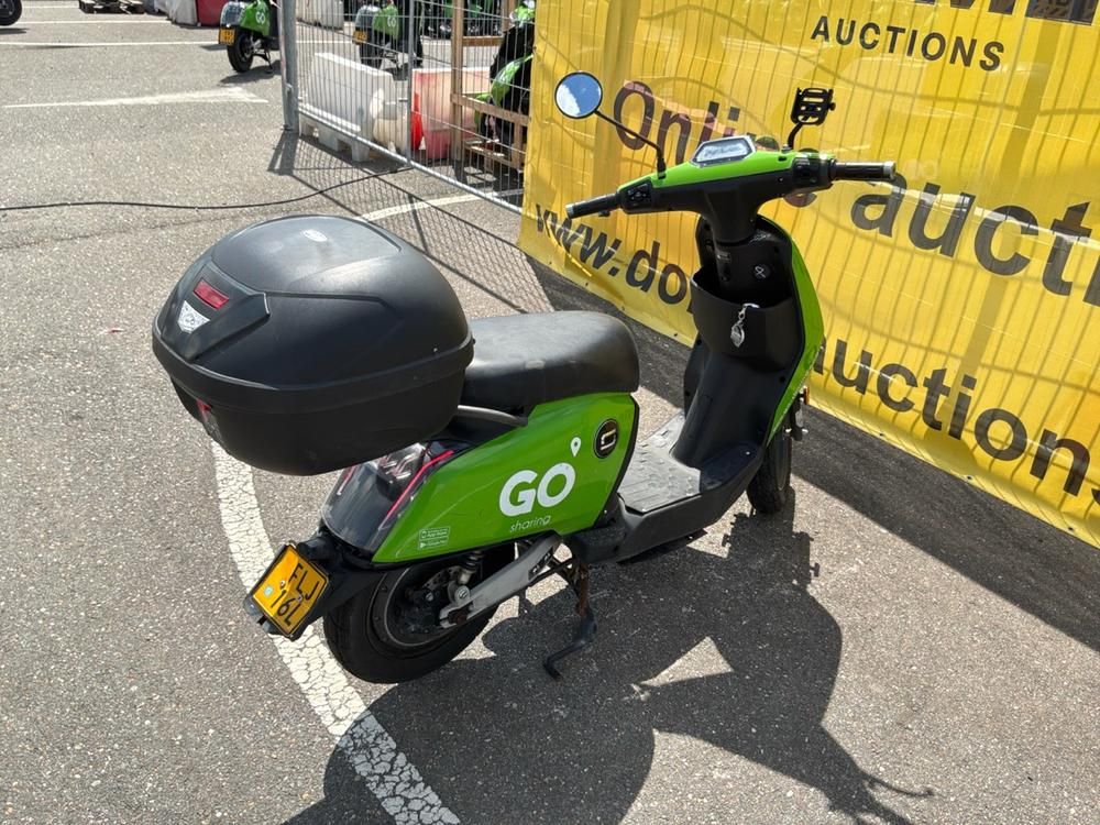 Super Soco CUx Electric Scooter