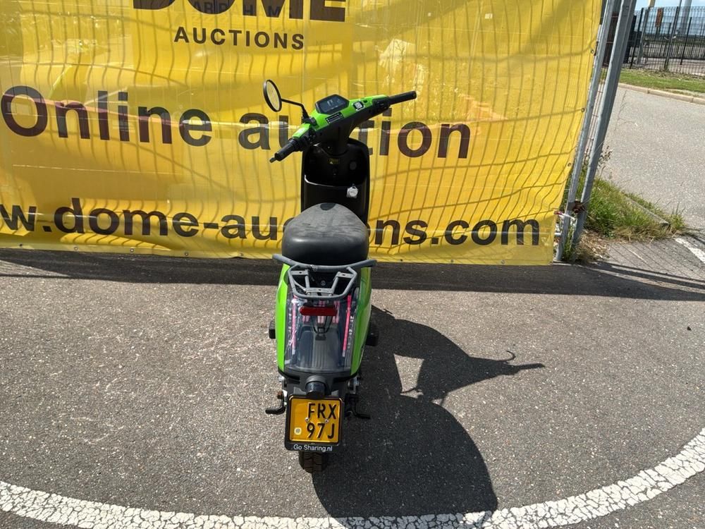 Super Soco CUx Electric Scooter
