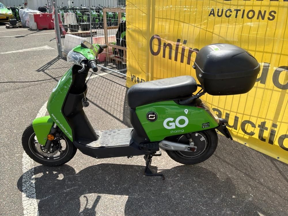 Super Soco CUx Electric Scooter