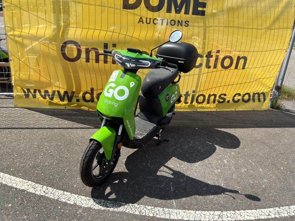 Super Soco CUx Electric Scooter