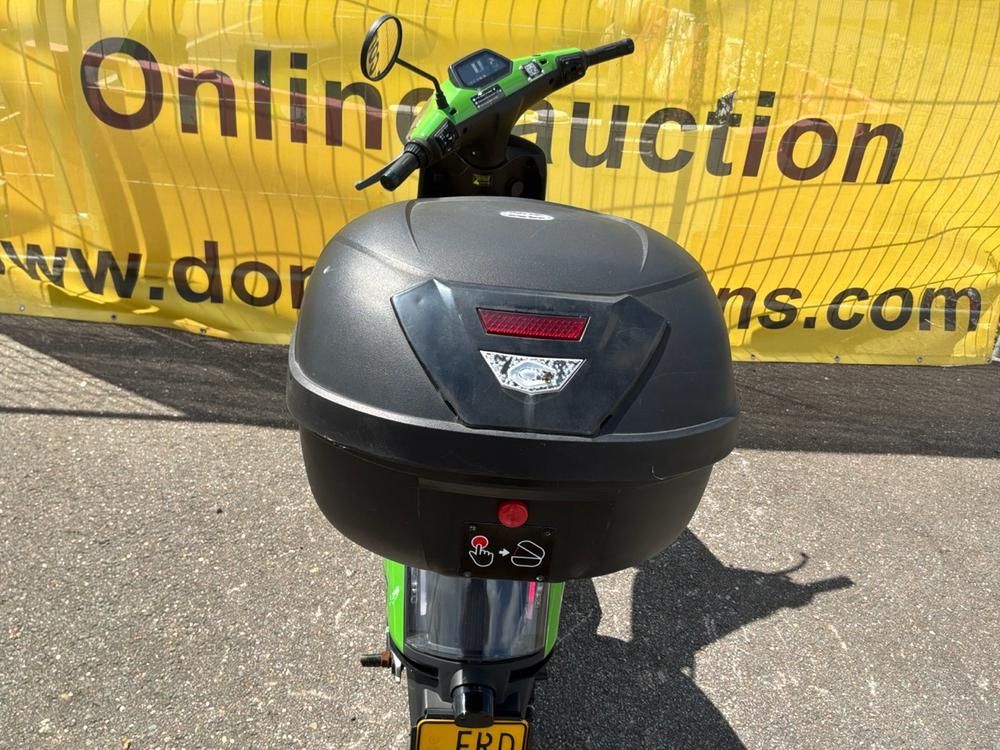 Super Soco CUx Electric Scooter