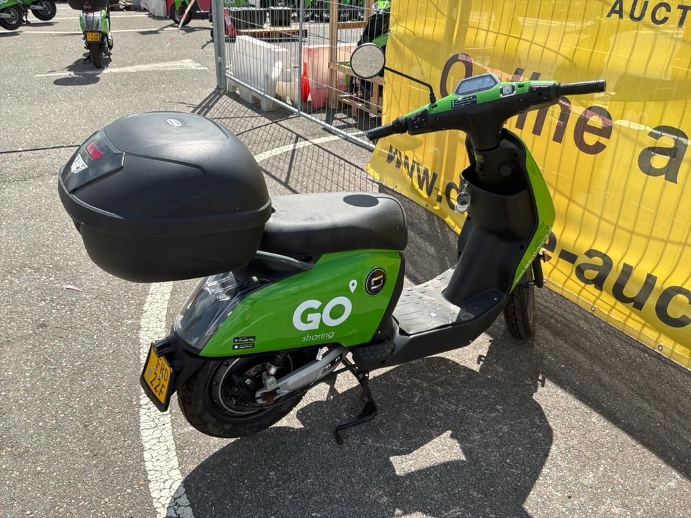 Super Soco CUx Electric Scooter