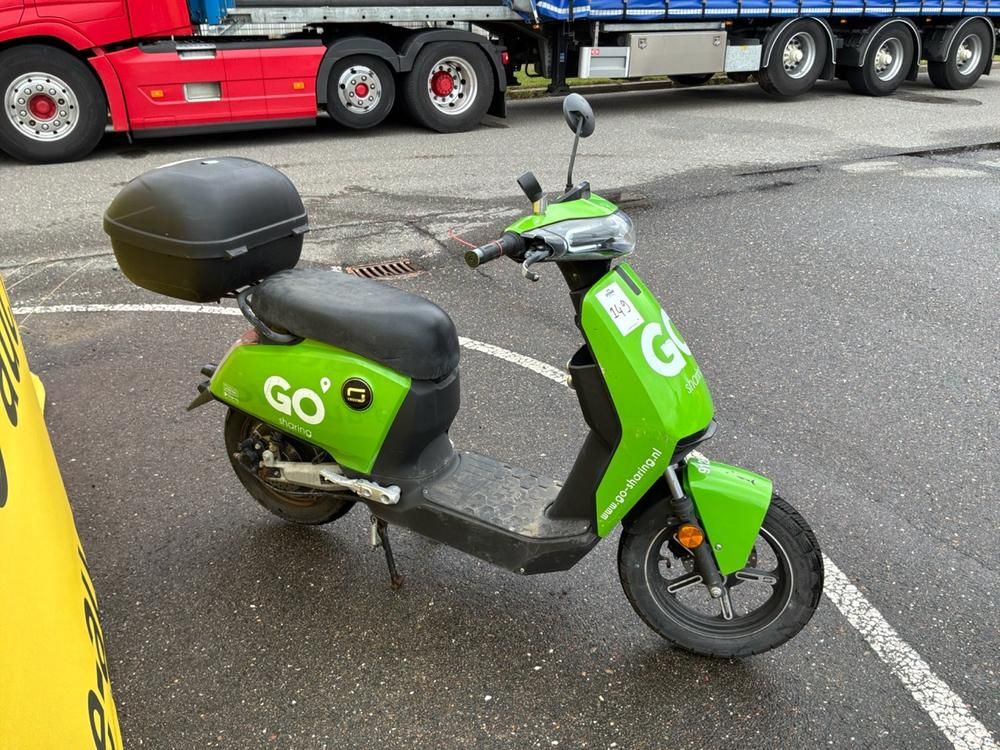 Super Soco CUx Electric Scooter