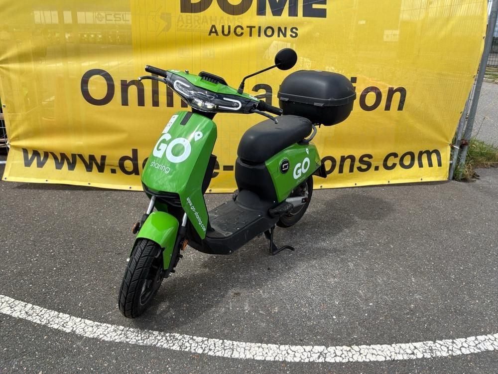 Super Soco CUx Electric Scooter