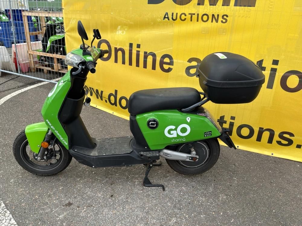 Super Soco CUx Electric Scooter