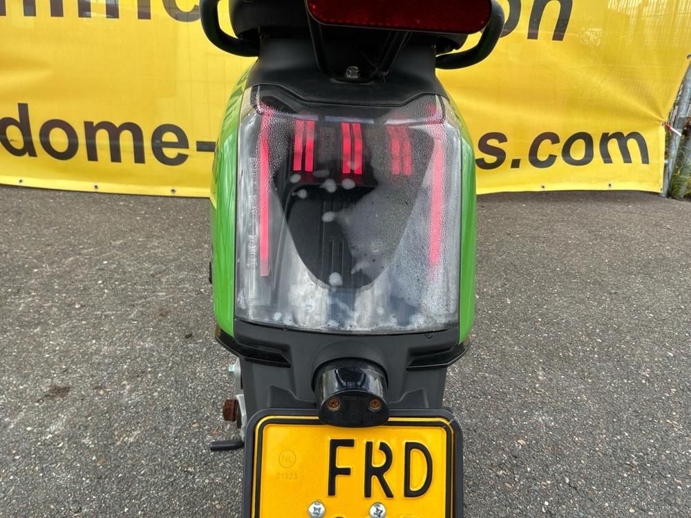 Super Soco CUx Electric Scooter