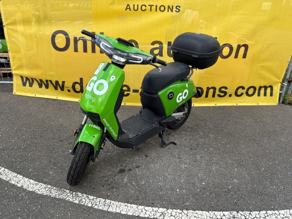 Super Soco CUx Electric Scooter