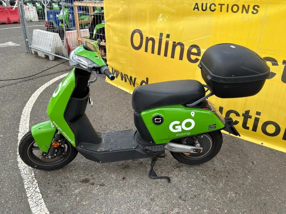 Super Soco CUx Electric Scooter