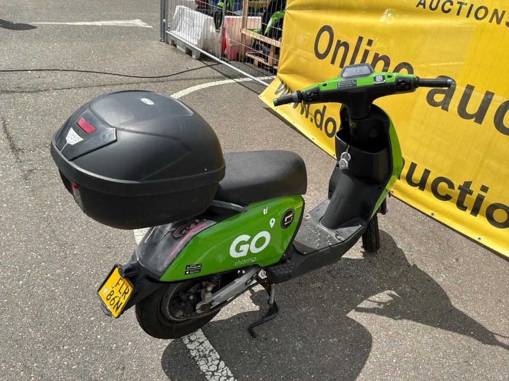 Super Soco CUx Electric Scooter