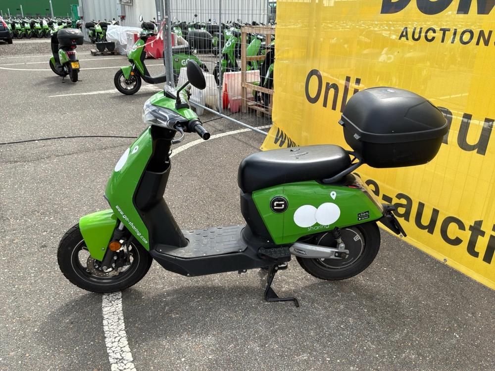 Super Soco CUx Electric Scooter
