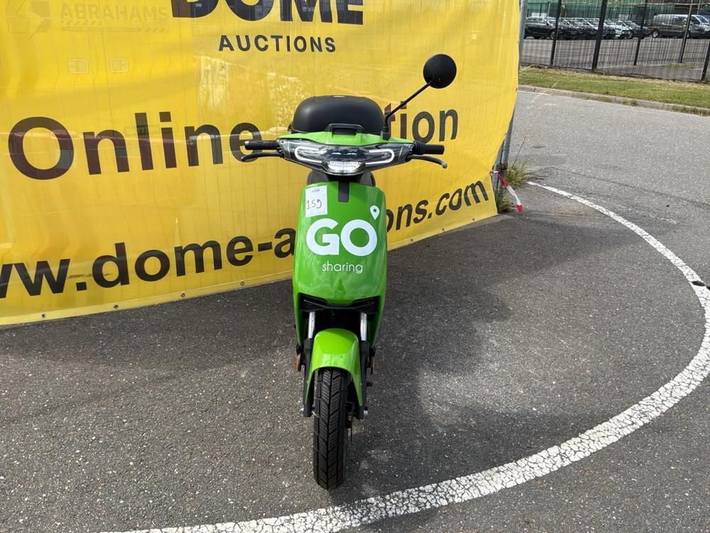 Super Soco CUx Electric Scooter