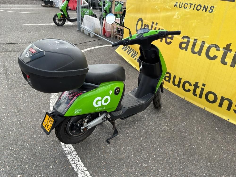Super Soco CUx Electric Scooter