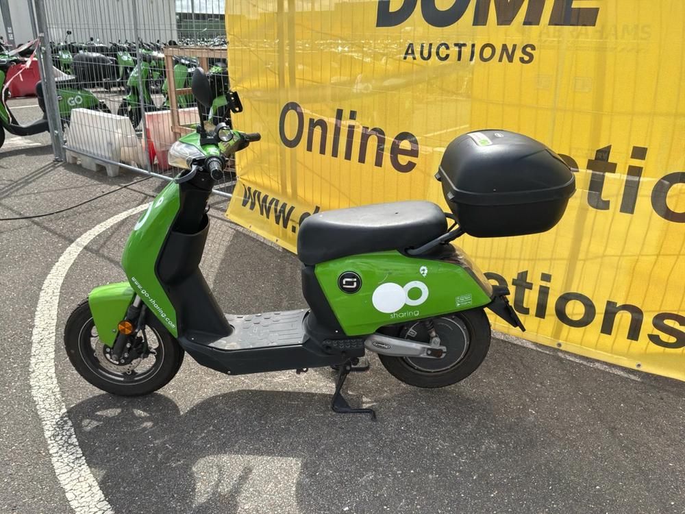 Super Soco CUx Electric Scooter