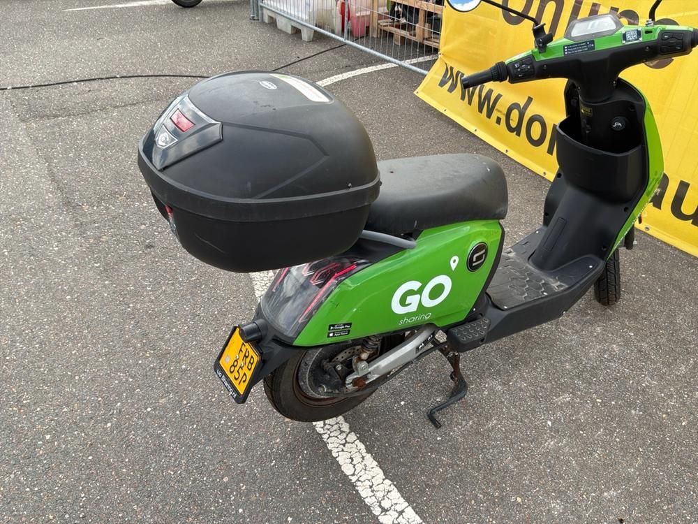 Super Soco CUx Electric Scooter