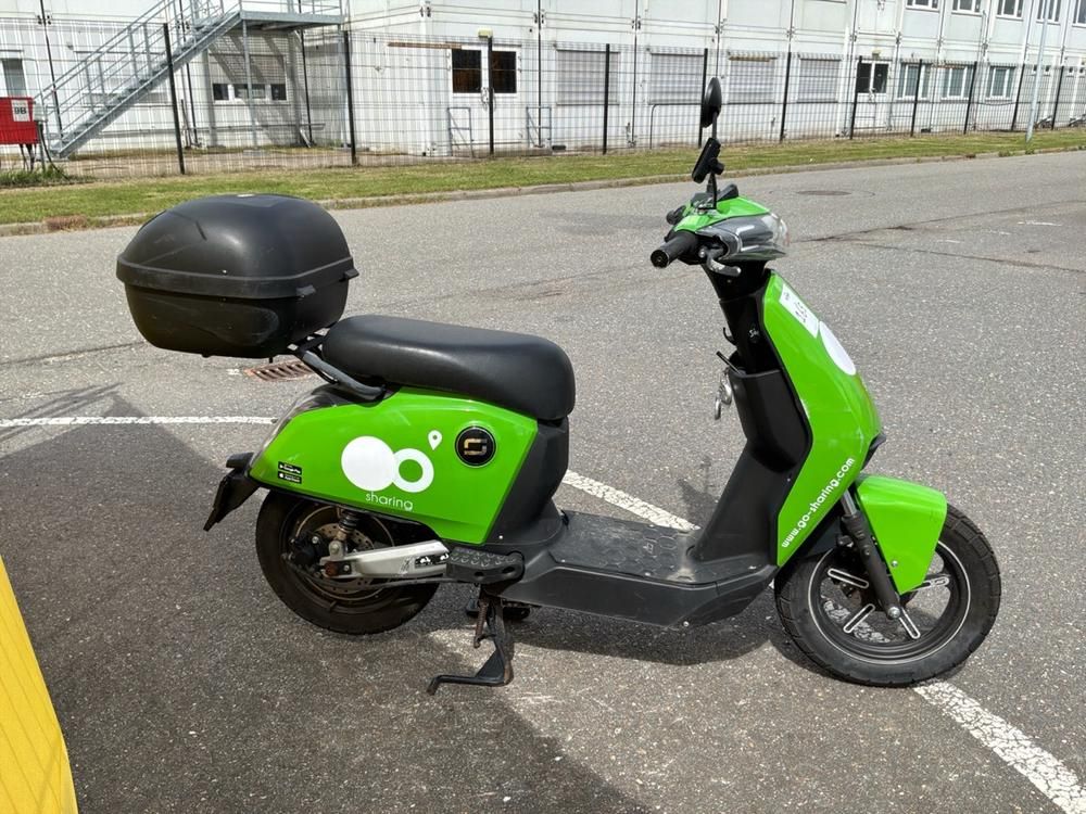 Super Soco CUx Electric Scooter