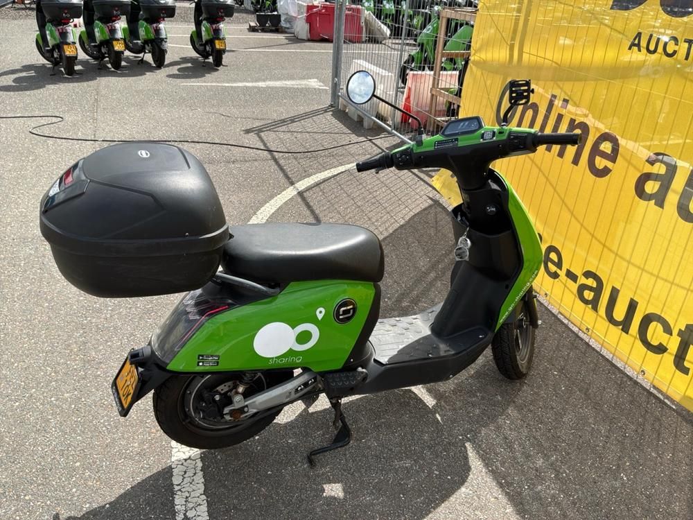 Super Soco CUx Electric Scooter
