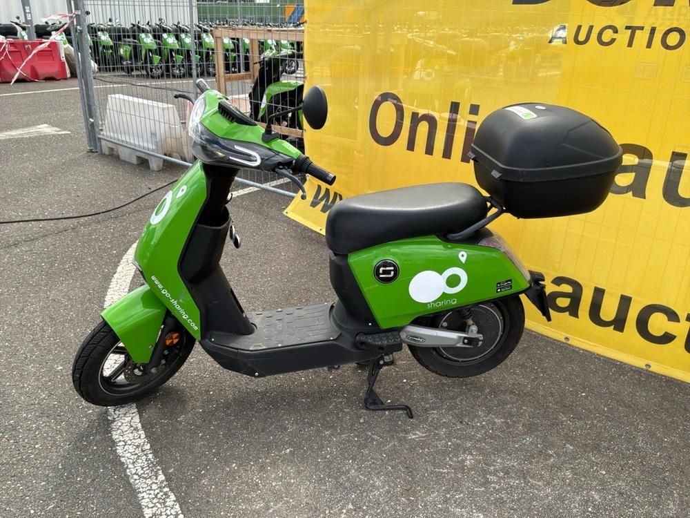 Super Soco CUx Electric Scooter