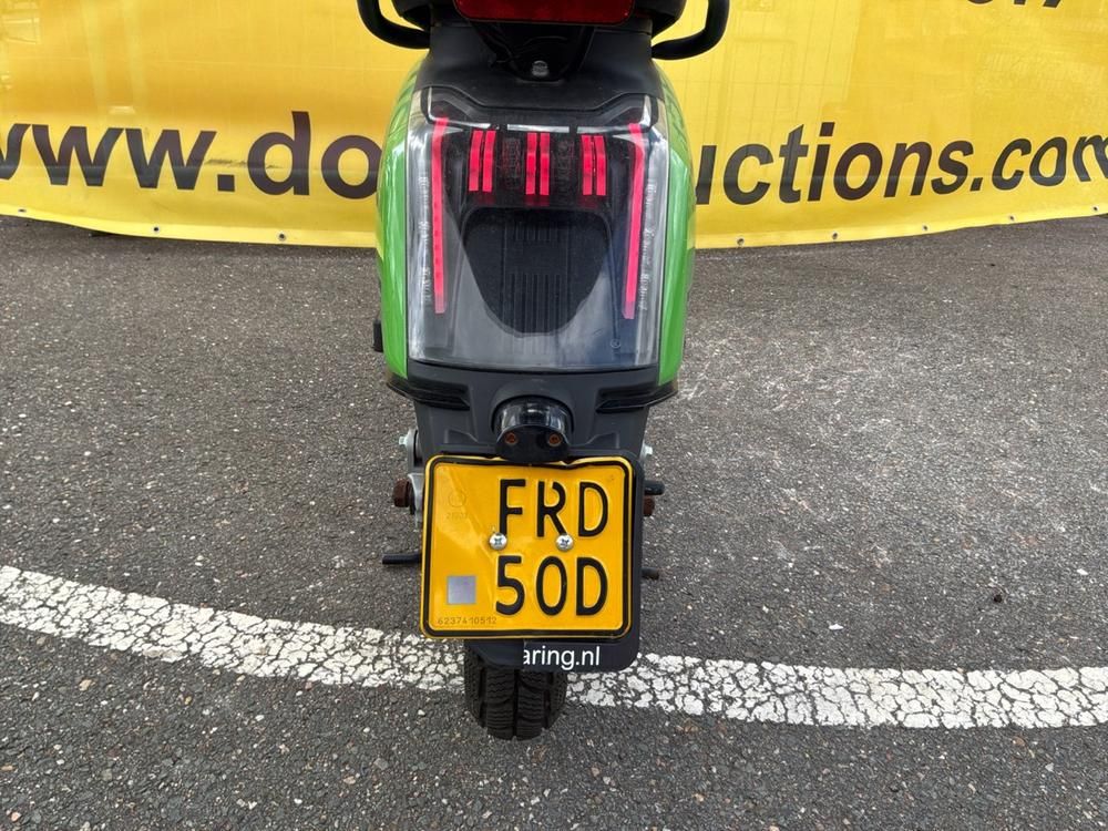 Super Soco CUx Electric Scooter