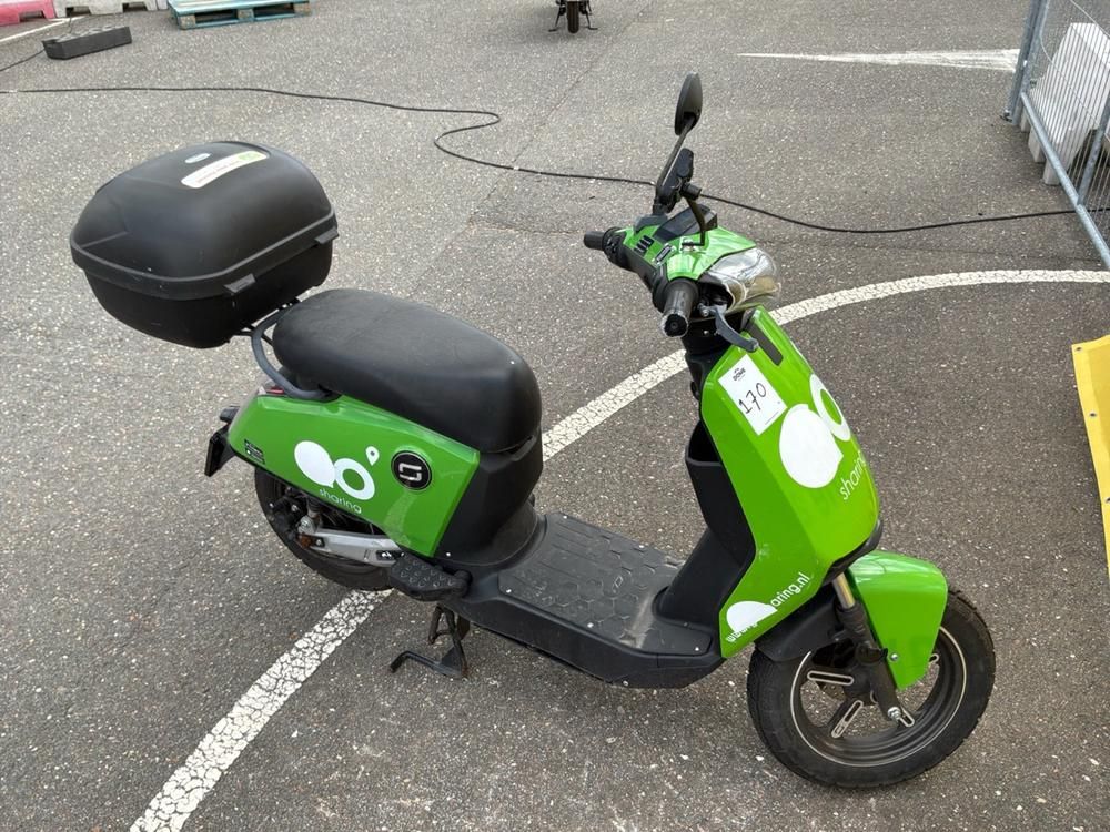 Super Soco CUx Electric Scooter