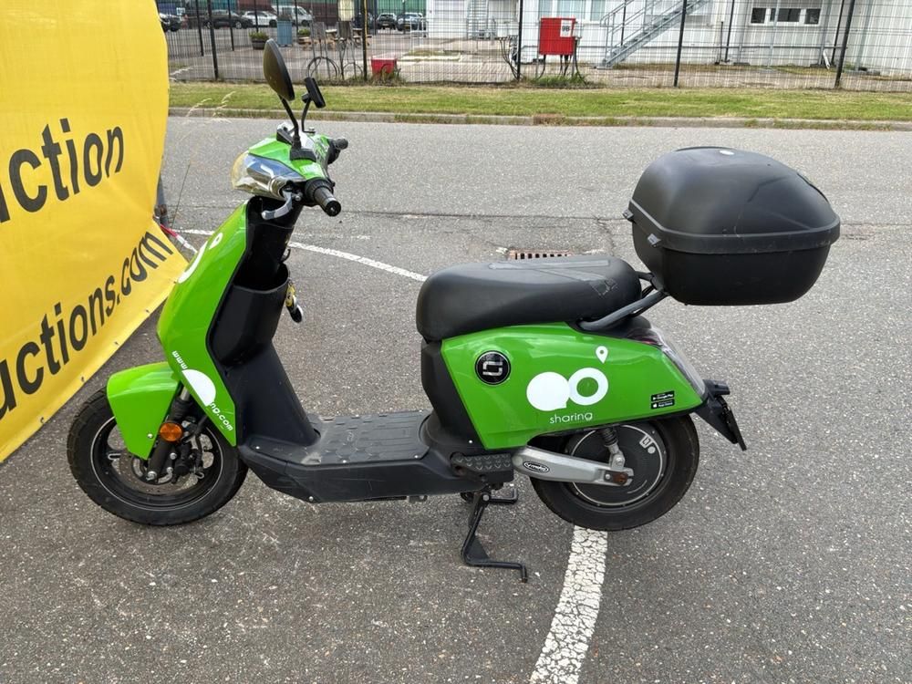 Super Soco CUx Electric Scooter