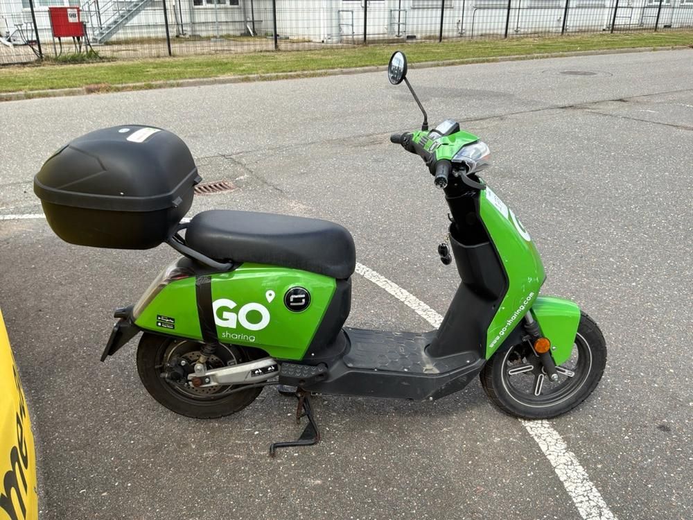 Super Soco CUx Electric Scooter