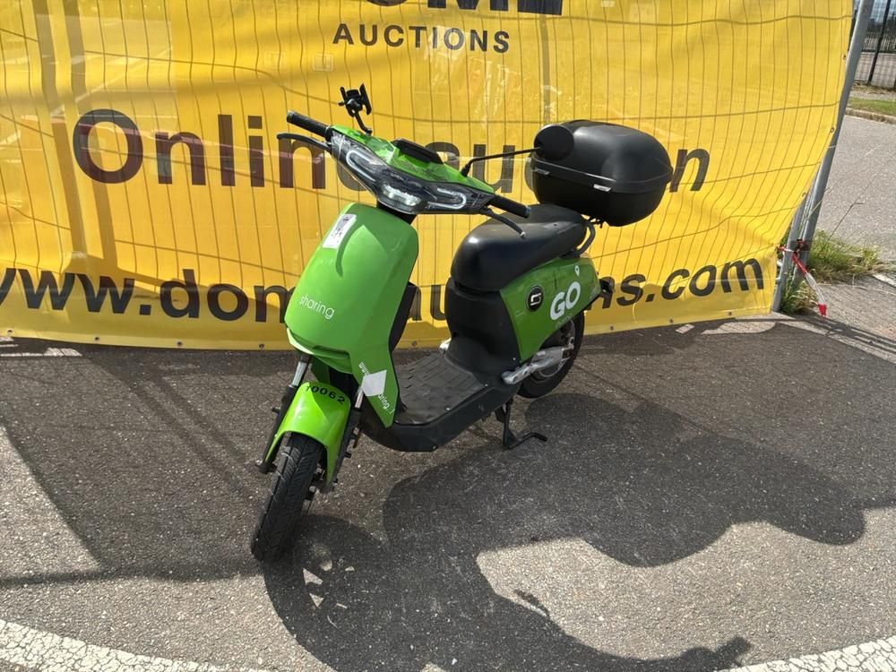 Super Soco CUx Electric Scooter