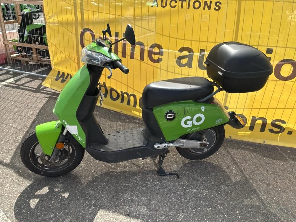 Super Soco CUx Electric Scooter