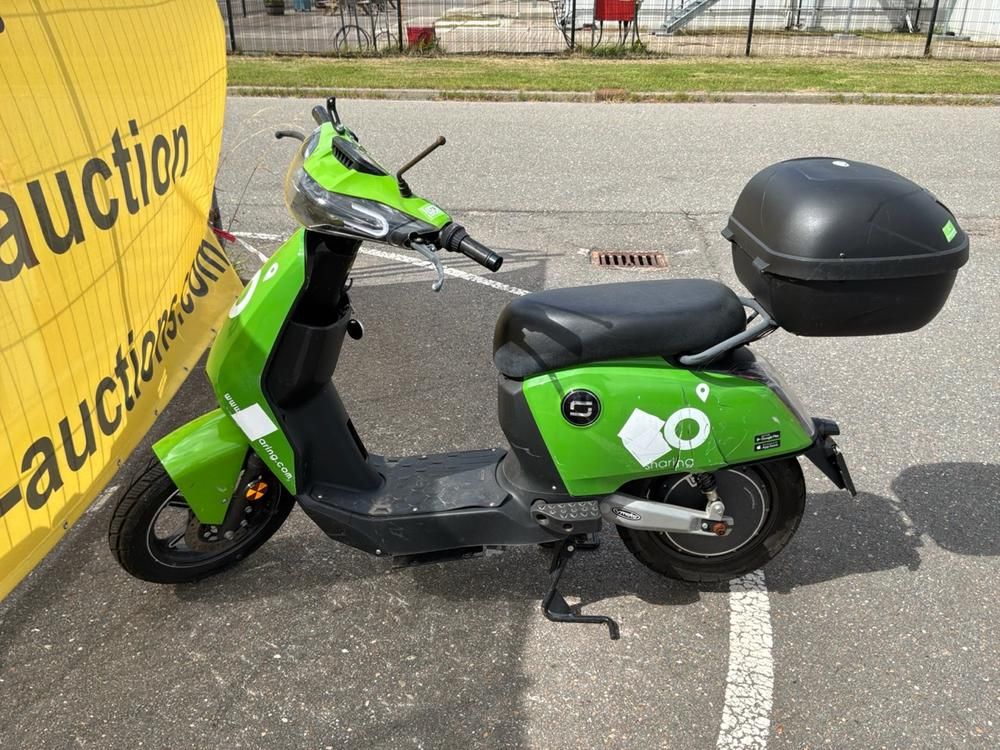Super Soco CUx Electric Scooter
